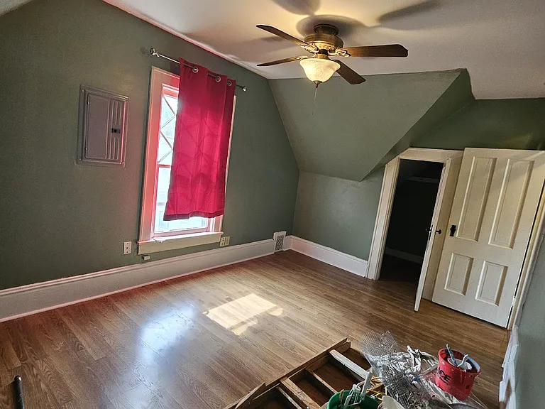 2745 Q St #1 — Photo 8
