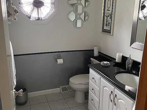 5th image of 6 Wellesley Ct