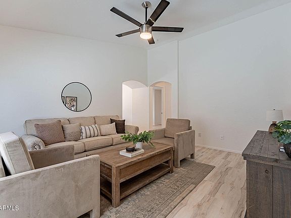 4th image of 11805 W SUNNYSIDE Drive