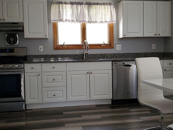 3rd image of 53 Holton St