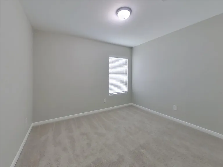 10050 Cerritos Dr — Photo 11