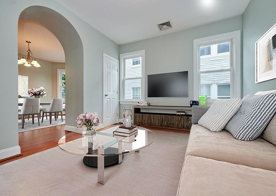 1st image of 198 Hyde Park Ave #2