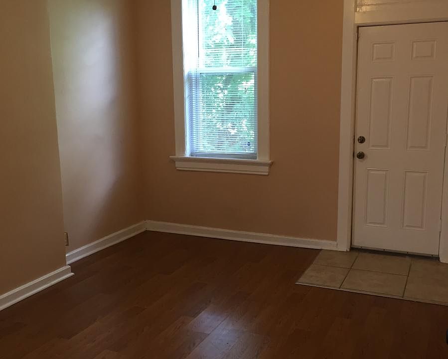1st image of 3905 Castleman Ave #3907