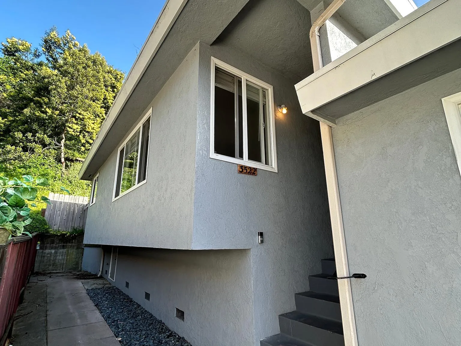 3522 Seminary Ave — Photo 2