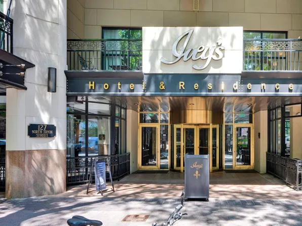 127 N Tryon St Unit 404, Charlotte, NC 28202