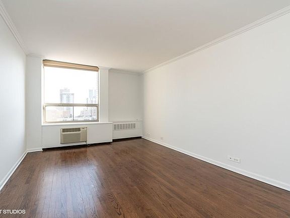 5th image of 1355 N Sandburg Ter APT 2004D
