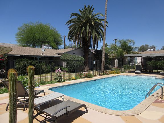 4th image of 2806 N Tucson Blvd #8