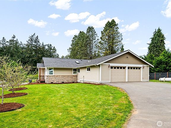 3rd image of 11179 Happy Valley Road