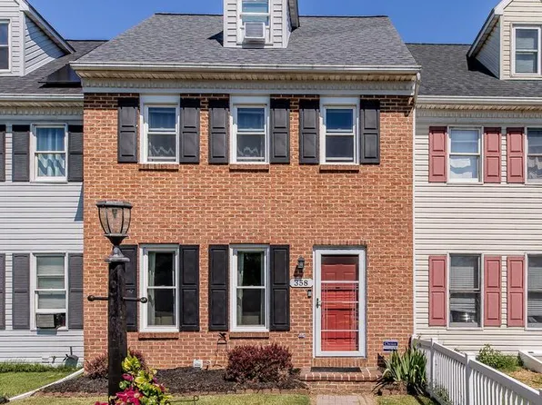 358 Cardinal Rd, Lititz, PA 17543
