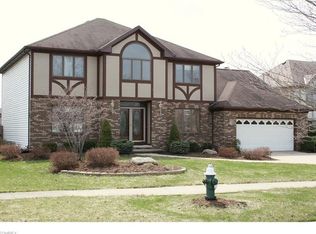 14159 Peppercreek Dr, Strongsville, OH 44136