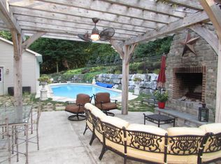 1020 Rawlinsville Rd, Willow Street, PA 17584