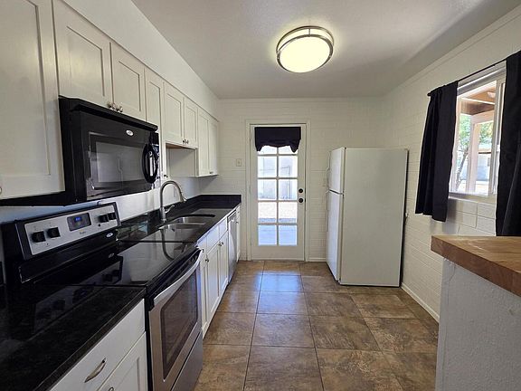 4th image of 336 S WEAVER Drive