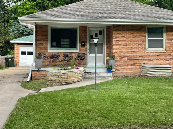330 S 30th St, Lincoln, NE 68510