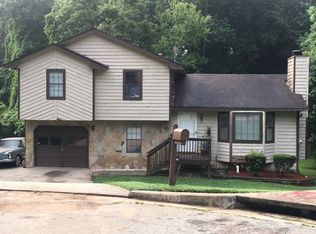 5392 Whitney Ct, Stone Mountain, GA 30088