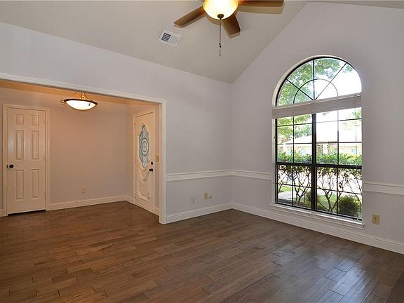 4th image of 3412 Coyote Way