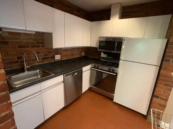 110 Riverway APT 8, Boston, MA 02215
