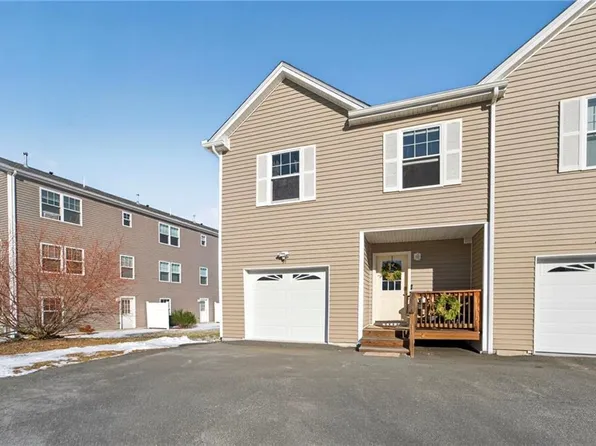 91 Joe Fromms Way, West Warwick, RI 02893