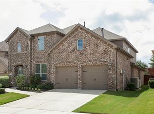 8621 Bayberry Ave, Argyle, TX 76226