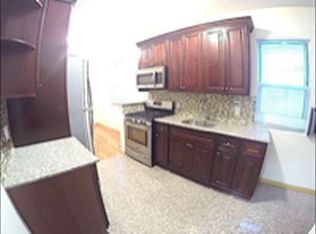 23-31 37th St #3, Astoria, NY 11105
