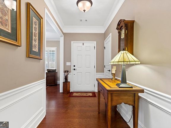 5th image of 1031 Creekwood Pl