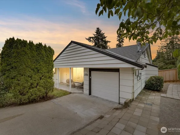 2701 NE 110th Street #A, Seattle, WA 98125
