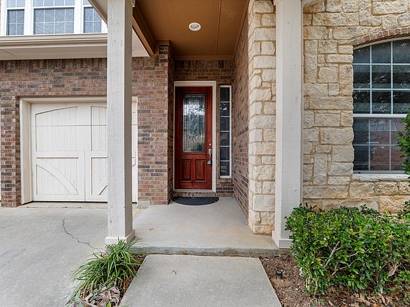 2nd image of 614 Denali Dr