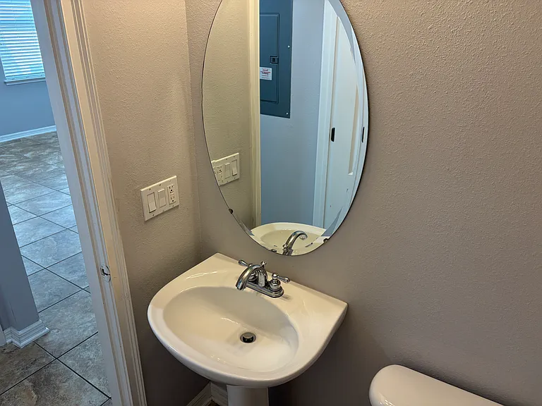 12979 Calderdale Ave — Photo 48