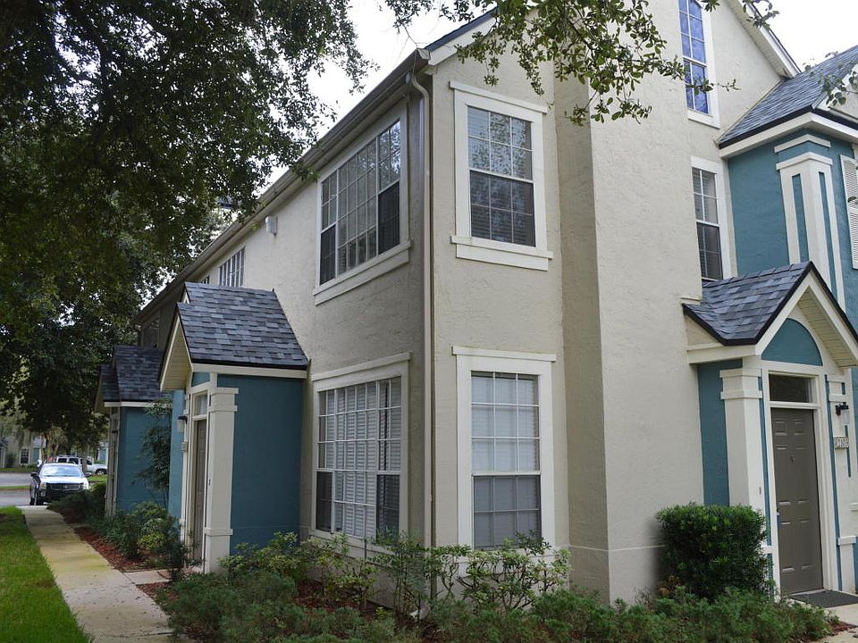 1st image of 13703 Richmond Park Dr N APT 2109