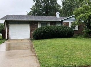 3230 Kingsley Dr, Florissant, MO 63033
