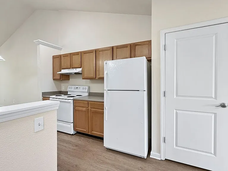 705 Beachfront Dr — Photo 28
