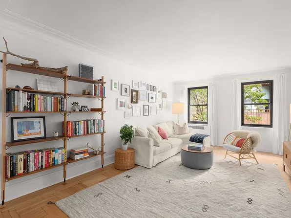 161 E 88th St APT 2E, New York, NY 10128