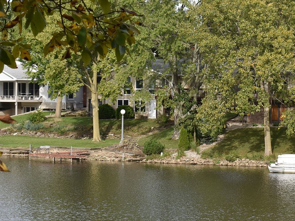 1st image of 144 Sunrise Ct