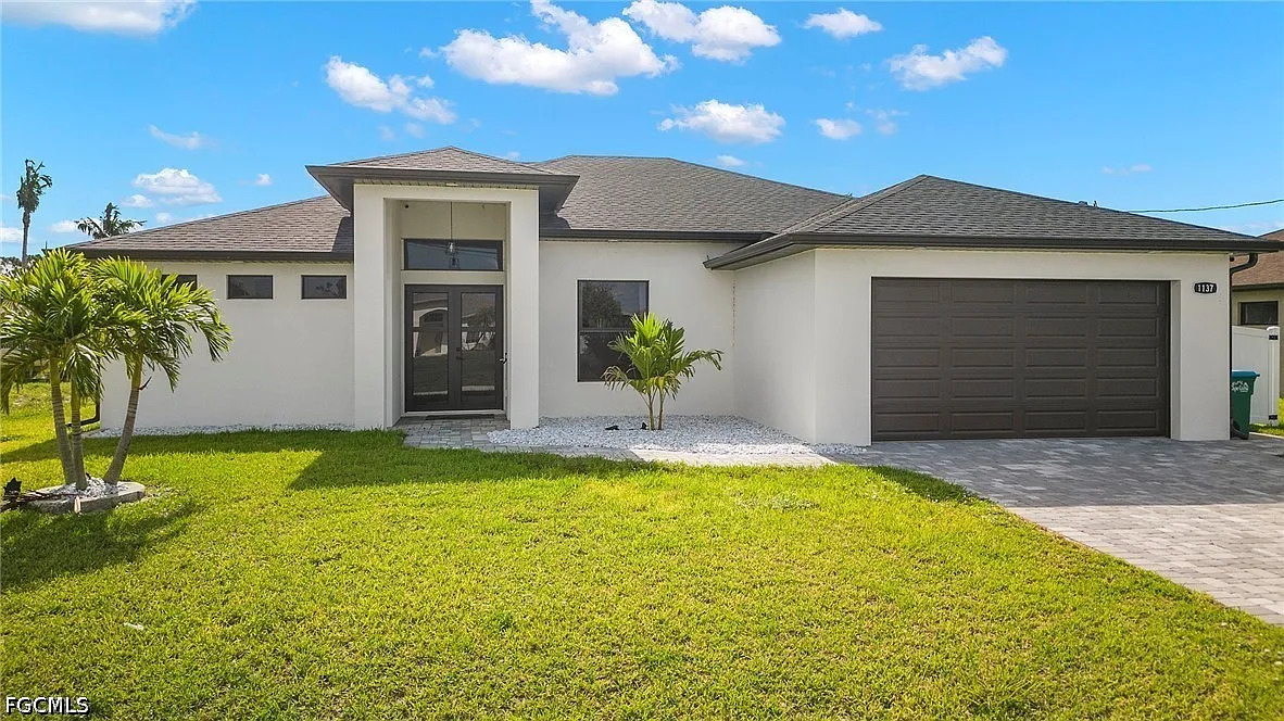 4 bed, 3.0 bath, 1918 sqft, $8,785 — Photo 1