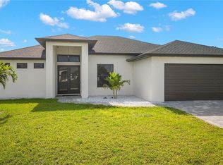 1137 SW 18th Ct, Cape Coral, FL 33991