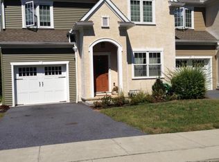 100 Landon Way, Lancaster, PA 17601