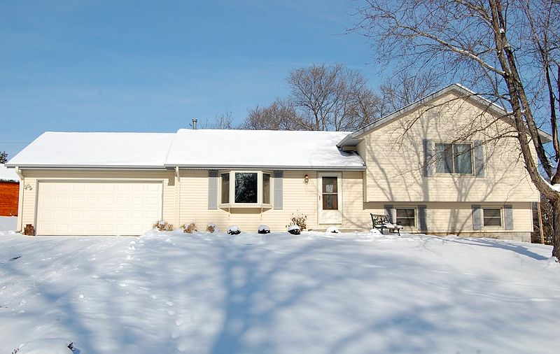 1st image of 13500 W Dakota St