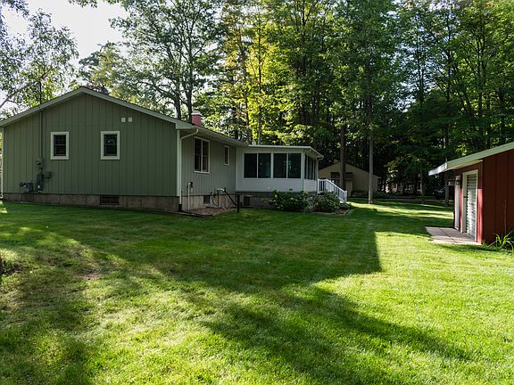 4th image of 2248 E Lake Mitchell Dr