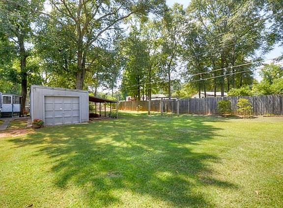 4th image of 250 Lee Road 166