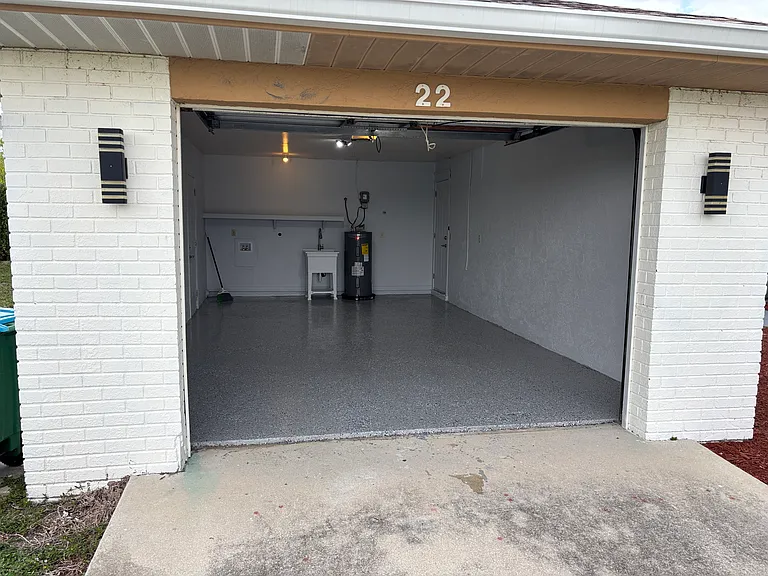 22 NW 15th Pl — Photo 8