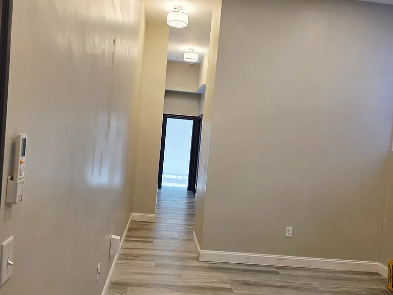 150 Middlesex St #306 — Photo 9