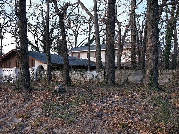 4th image of 1405 N Wilburn Dr