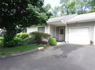 140 Flintlock Way #A, Yorktown Heights, NY 10598