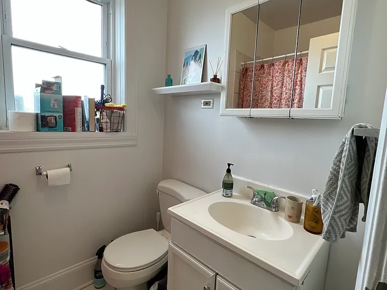 2352 N Saint Louis Ave #3 — Photo 11
