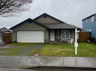 219 SW 11th St, Dundee, OR 97115