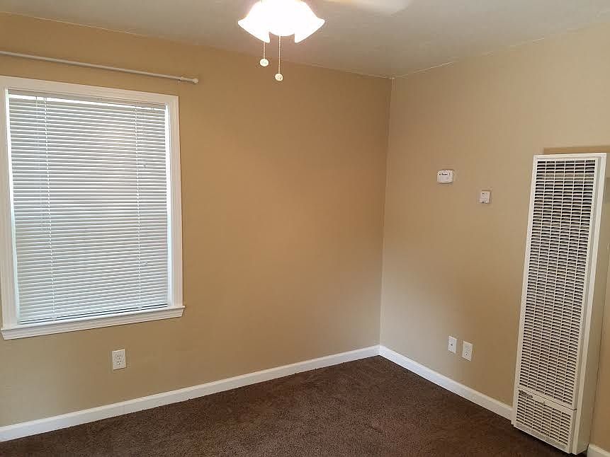 2nd image of 229 6th St APT 1