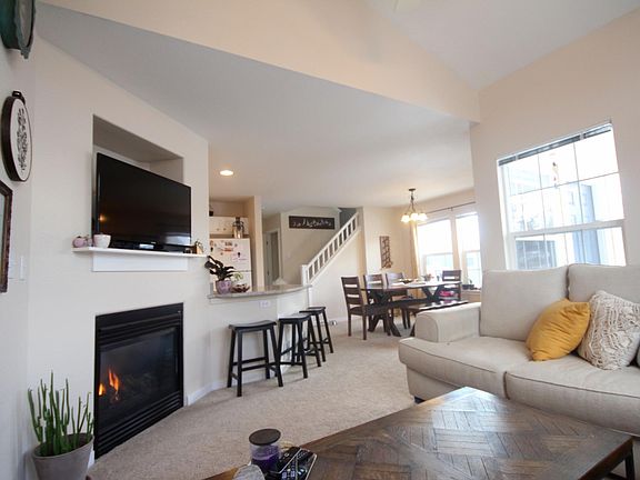 3rd image of 814 Beauprez Ave