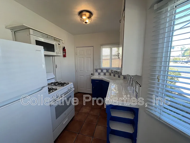 1 bed, 1.0 bath, 600 sqft, $2,350 — Photo 2