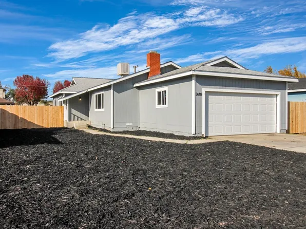 2689 Beachwood Dr, Merced, CA 95348