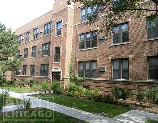 2nd image of 3423 N Elaine Pl APT 2E