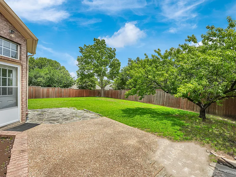 8504 Beatton Ct — Photo 28